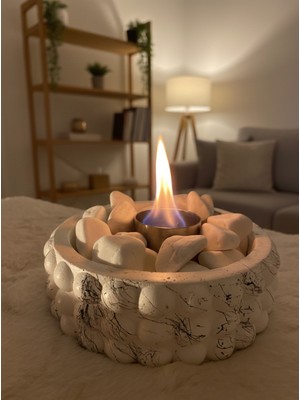 Özgürce Beton Yuvarlak Ateş Çukuru, Bacasız Şömine, Lav Taşlarıyla Dekoratif