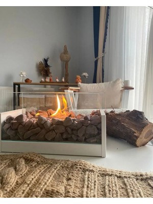 Özgürce Modern Masa Üstü Şömine, Beyaz-Siyah Metal ve Taş Detaylı Tasarım