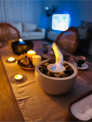 Özgürce Şık ve Modern Masa Üstü Şömine, Sıcak ve Rahat Atmosfer Sağlar