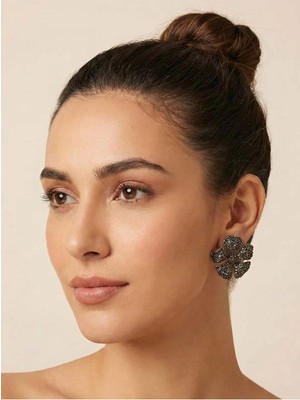 Gante Life Siyah Taşlı Çiçek Figürlü Kadın Küpe