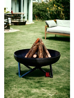 Özgürce Şık ve Modern Bahçe Şöminesi ile Sıcaklık ve Atmosfer Yaratın