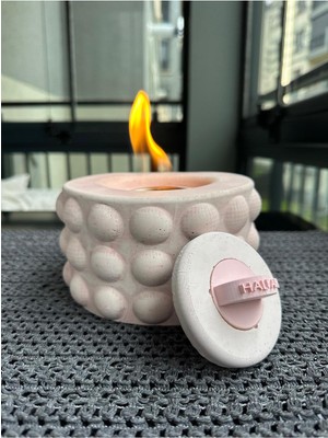 Özgürce Şık Pembe Masaüstü Bioetanol Şömine Beton Gövde, Kapaklı ve Söndürücü