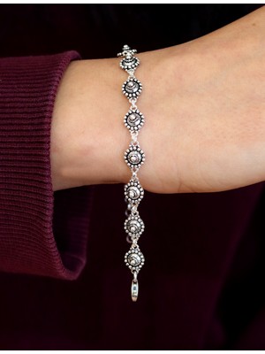 Midyat Nurtaş Gümüş Yuvarlak Noktalı Hasır Model Işlemeli Bayan Gümüş Kadın Bileklik 201025241