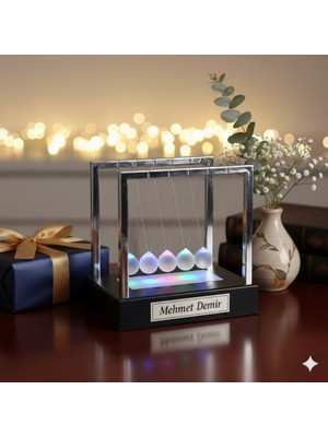 Home Dekor Hediye Isime Kişiye Özel Ofis Masa Dekoru ​​​​5 Toplu Renkli LED Işıklı Newton Denge topu Dekoratif Hediye