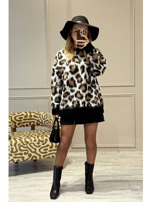BeeYouStudio Leopar Desenli Yün Kazak Standart