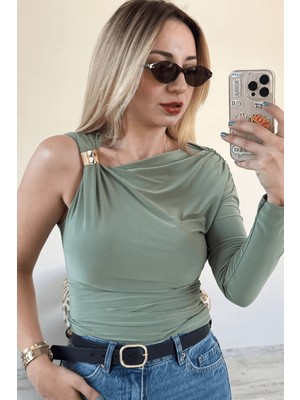 BeeYouStudio Yeşil Kol Aksesuar Detaylı Büzgülü Uzun Kollu Bluz