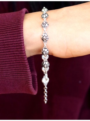 Midyat Nurtaş Gümüş Yuvarlak Kabuk Hasır Model Işlemeli Bayan Gümüş Kadın Bileklik 201025240