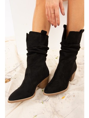 Fox Shoes Siyah Süet Kadın Bot J404040002