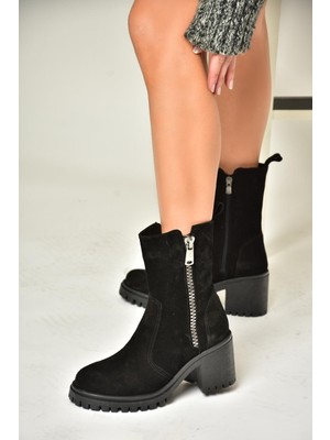 Fox Shoes T654095802 Siyah Hakiki Süet Kalın Topuklu Kadın Bot