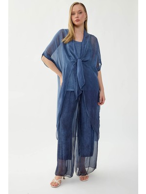 Vitrin Içi Atletli Ipek Hırka