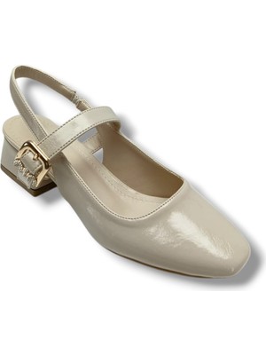 Ceylan Shoes 315-26 Kırışık Rugan Deri Kısa Kare Topuk Arkası Açık Kadın Ayakkabı