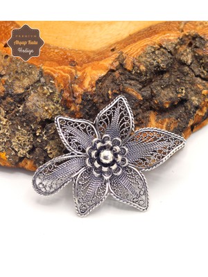 Midyat Nurtaş Gümüş Lotus Model Oksitli Telkari Gümüş Kadın Broş 201025190