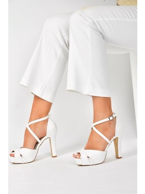 Fox Shoes Beyaz Platform Kalın Topuklu Kadın Ayakkabı M348010209