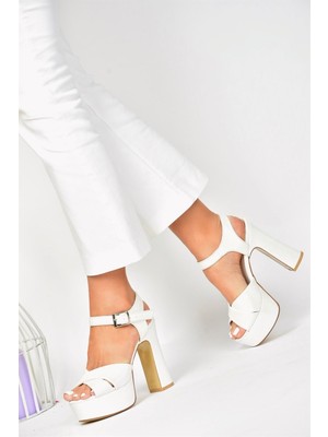 Fox Shoes Sedef Platform Topuklu Kadın Abiye Ayakkabı M348202409