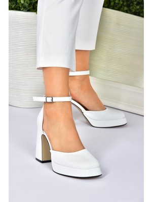 Fox Shoes Beyaz Kalın Platform Topuklu Kadın Ayakkabı M404100809
