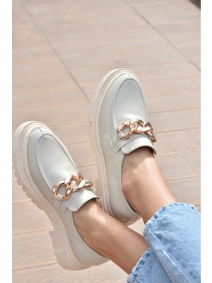 Fox Shoes Bej Kalın Tabanlı Kadın Günlük Ayakkabı K294760009