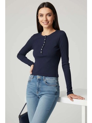 Üreticiniz Çıtçıt Detaylı Bluz Lacivert T4343 481348