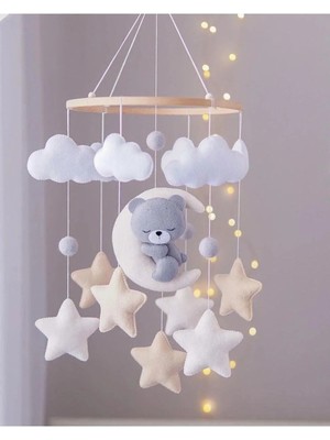 Metfiq (Müziksiz)Ayıcık Gelişim Odaklı Beşik Yanı Keçe Dönence Bebek Çocuk Odası Süsü