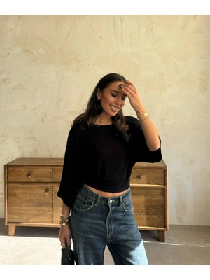 Veraura Lifestyle Kadın Kayık Yaka Yarasa Kol Dökümlü Kısa Bluz