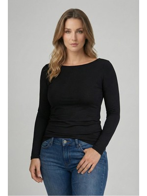 Kurun's Collection Soft Kumaş Kayık Yaka Uzun Kol Bluz