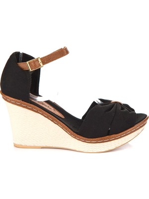 Fox Shoes Siyah Kadın Dolgu Topuklu Ayakkabı 9674040505