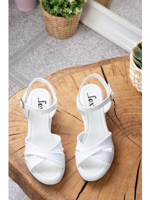 Fox Shoes Beyaz Kadın Dolgu Topuklu Ayakkabı K674305009