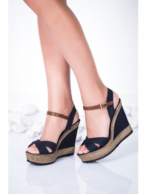 Fox Shoes Lacivert Kadın Dolgu Topuklu Ayakkabı 9674070905