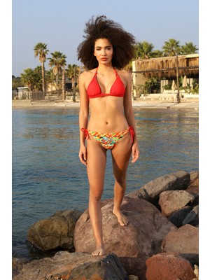 Estiva Kadın Dijital Desenli Kırmızı Emprime Üçgen Bikini Takımı