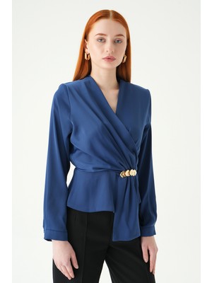 Rays İndigo Kruvaze Yaka Taş Toka Detaylı Uzun Kollu Kadın Bluz 251279