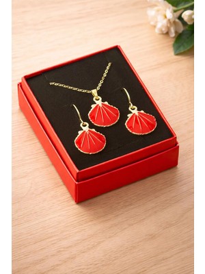 SiHako Istiridye Mineli Kutulu Kolye Set