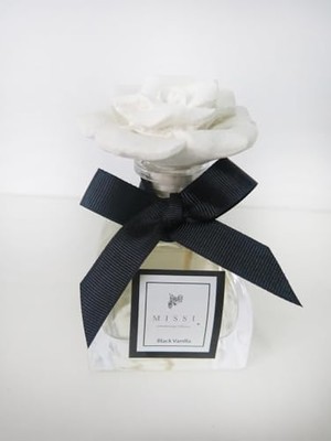 Skygo 130 cc Lotus Şişe Black Vanılla Kokulu Taşlı Oda Kokusu