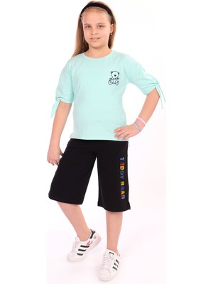 Toontoy Kız Çocuk 2'li Takım Baskılı Bisiklet Yaka T-Shirt & Beli Lastikli Cepli Kapri Şort - Yırtmaç Detaylı