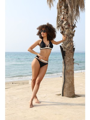 Estiva Kadın Siyah Parçalı Tüllü Bikini Takımı