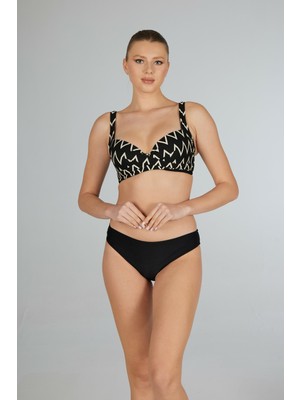 Estiva Kadın Çizgi Desenli Siyah Emprime Kaplı Battal Beden Bikini Takımı