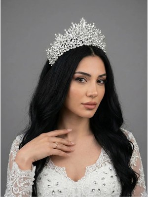 Magic Tiara Işıltılı Kına Gecesi Tacı – Kristal Taşlı Gösterişli Model