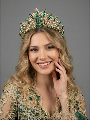 Magic Tiara Işıltılı Kına Gecesi Tacı – Kristal Taşlı Gösterişli Model