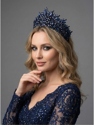 Magic Tiara El Yapımı Kristal Gelin Tacı – Işıltılı ve Modern Tasarım