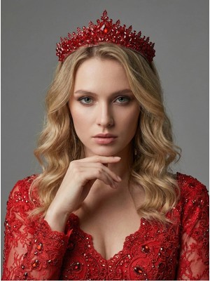Magic Tiara Kristal Taşlı Taç – Zarif ve Gösterişli Özel Gün Tacı