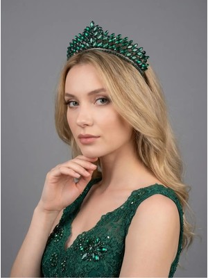 Magic Tiara Kristal Taşlı Işıltılı Kraliçe Model Gelin Tacı - Zarif Düğün Saç Aksesuarı