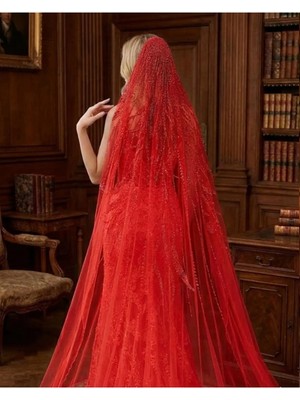 Magic Tiara Işıltılı Boncuk Işlemeli Gelin Duvağı – Şık ve Zarif Tasarım