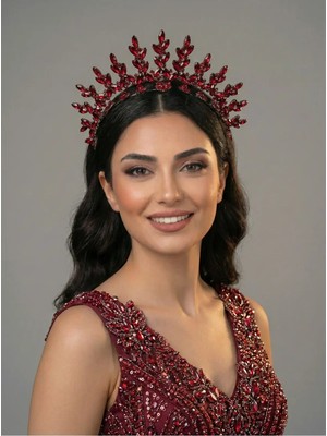 Magic Tiara Işıltılı Kristal Gelin Tacı – 7 Renk Seçeneğiyle Işıldayın