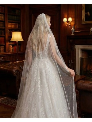 Magic Tiara Simli Işıltılı Gelin Duvağı – Parıltılı Zarafetin Dokunuşu