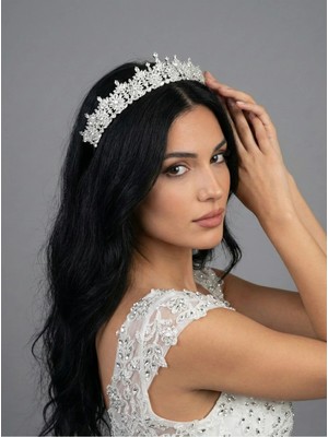 Magic Tiara Kristal Gelin Tacı – Zarif ve Işıltılı Taç Modeli
