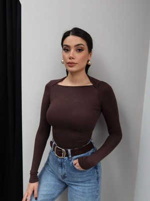 Esra Helvacı Kare Yaka Uzun Kollu Bluz