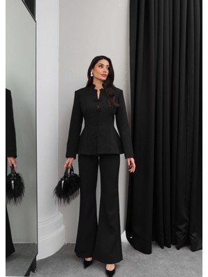 Esra Helvacı Ilmekli Düğme Dik Yaka Ceket Pantolon Takım