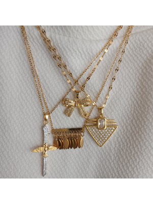 Lente Aksesuar Kararmaz Çelik Sıralı Sallantılı Yaprak Pul Detaylı Şık Kolye