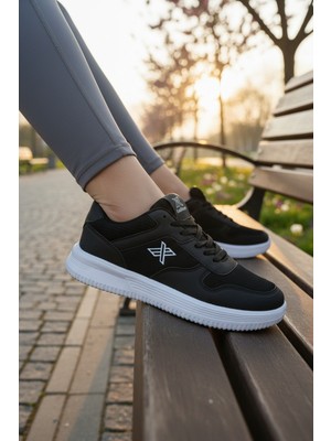 Enoch Kadın Spor Ayakkabı Amblem Işlemeli Fileli Düz Tabanlı Sneaker Spor