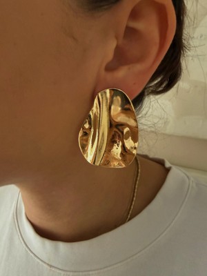 Gaia Kadın Küpe Altın Kaplama Çelik Küpe Suya Dayanıklı Kararma Yapmaz Şık Küpe