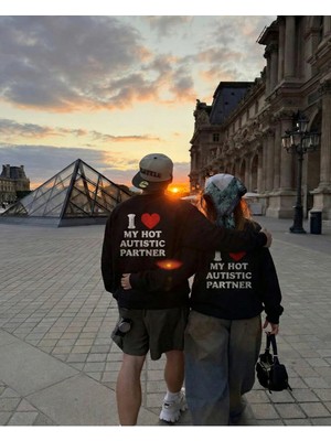 I Love My Partner Baskılı Unisex Sweatshirt