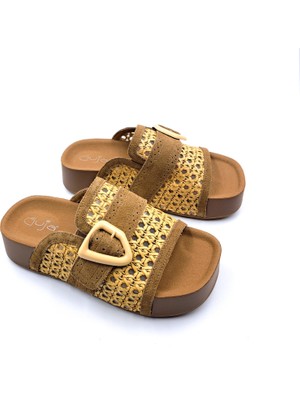 Guja G26Y454 Özel Tasarım Süet Deri ve Hasır Örgü Detaylı Kadın Camel Kahverengi Konfor Terlik